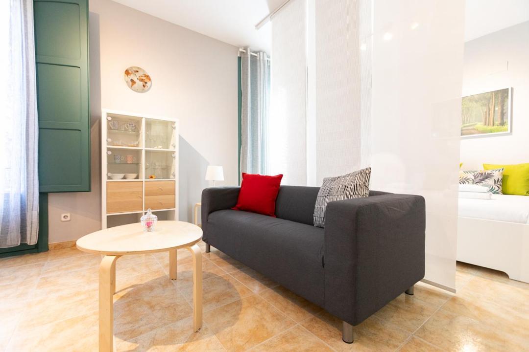 Be Barcelona Eixample Urquinaona II Apartment ภายนอก รูปภาพ